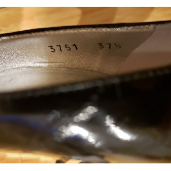 Dolce and Gabbana black heels 37.5 - Picture 4 of 11